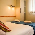 Arcus Premium Hostel *