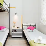 Arcus Premium Hostel *