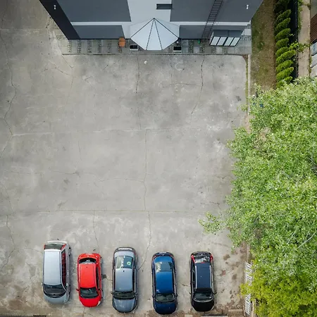 艾库斯旅舍 旅馆 *