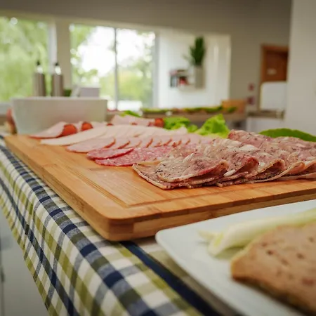 Hostel Arcus Premium *