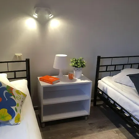 艾库斯旅舍 * 华沙