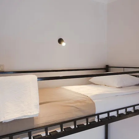 Arcus Premium * Varsó